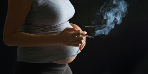 تاثیر دخانیات بر سلامت مادر و جنین
