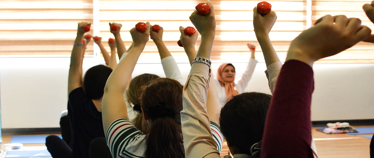 حکا بارداری (حرکات کششی اصلاحی دوران بارداری) (یوگا بارداری)