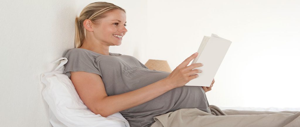 کتابخوانی برای جنین